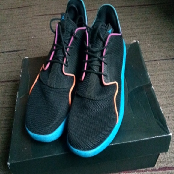 Jordan eclipse BG - Picture 2 of 3